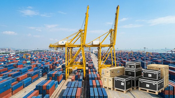 South China port sea freight rates fell 12% month-on-month, extending the delivery window for cultural and tourism equipment exports to 45 days