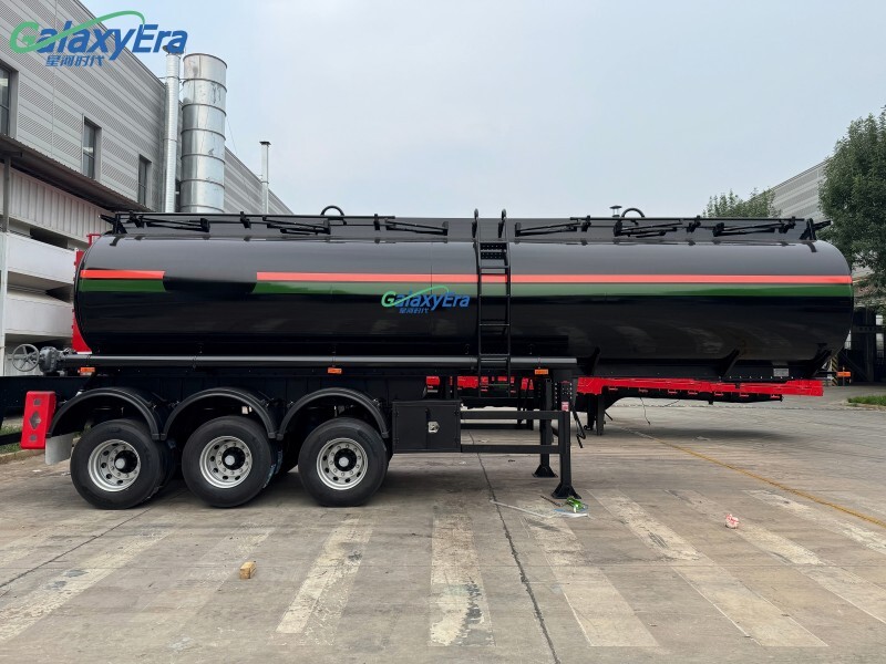 Camion-citerne semi-remorque pour carburant diesel