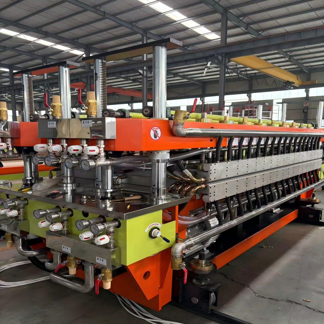 New PP Hollow Grid Board Equipment Boosts Sustainable Packaging Production