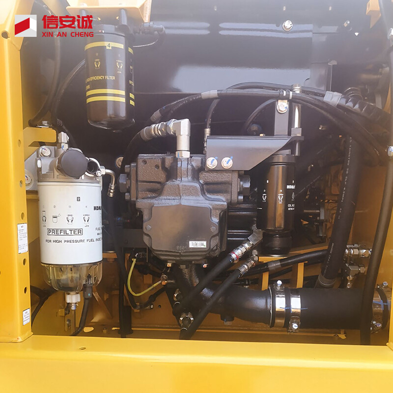 Komatsu PC300/300LC 0.8-15 ton Hydraulic Excavator