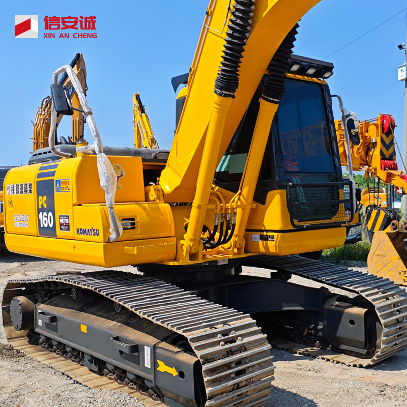 Komatsu PC160LC Excavator