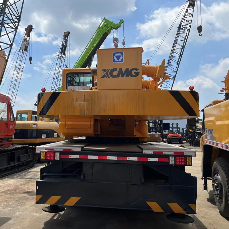 XCMG QY25K5 25-ton Truck Crane