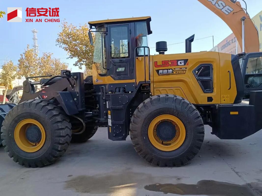 5-ton and 3-ton loaders
