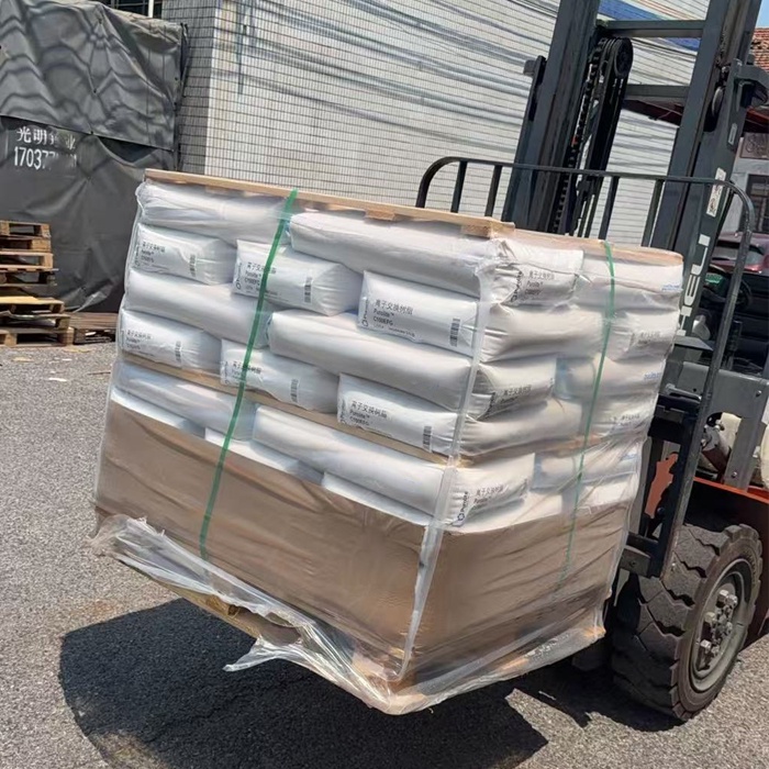 Amberlite® IRA-400(Cl)