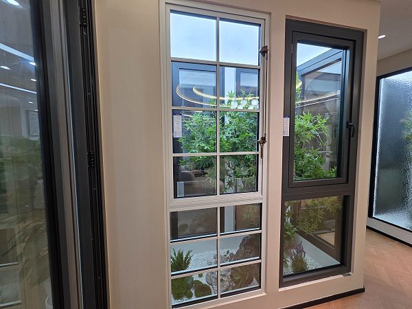 TC76 Slim Frame Grilled  Design Aluminum Caement Window