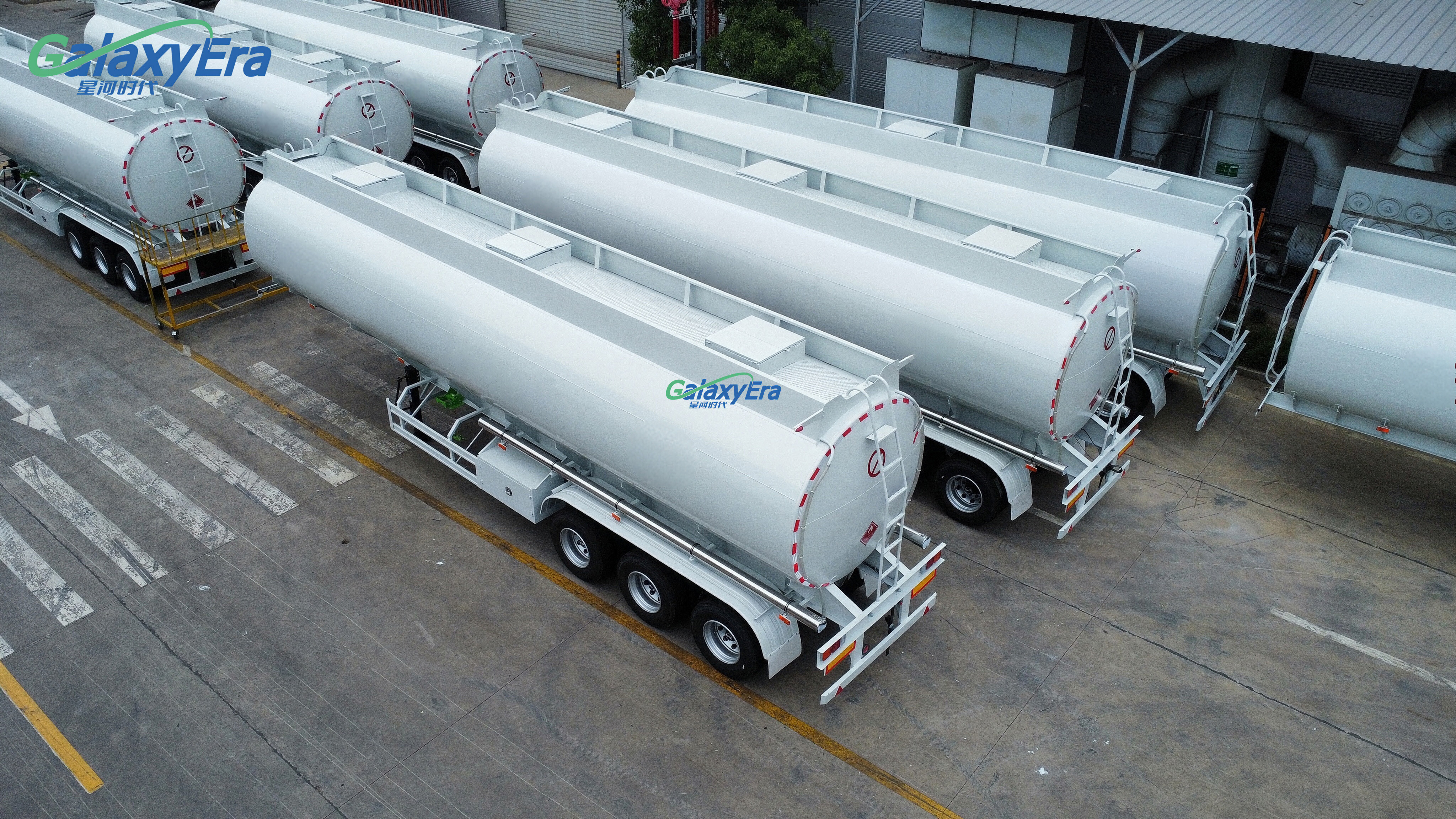 Quelle configuration de compartiments convient à une semi-remorque-citerne de carburant diesel ?