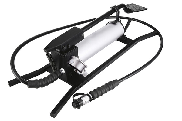 Pompe hydraulique à pied CFP-700FR1 avec capacité d'huile de 1200cc