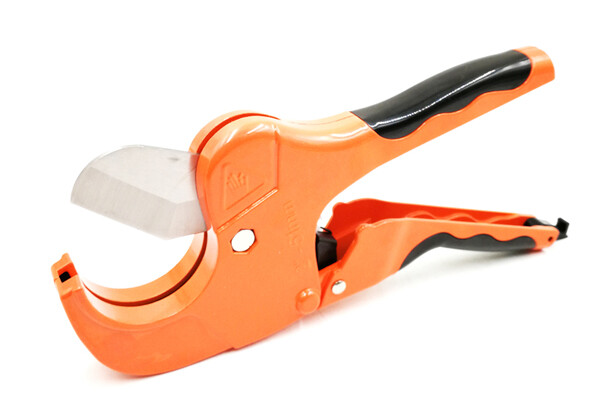 Coupe-tube PVC Max Ø51mm PC-317-51