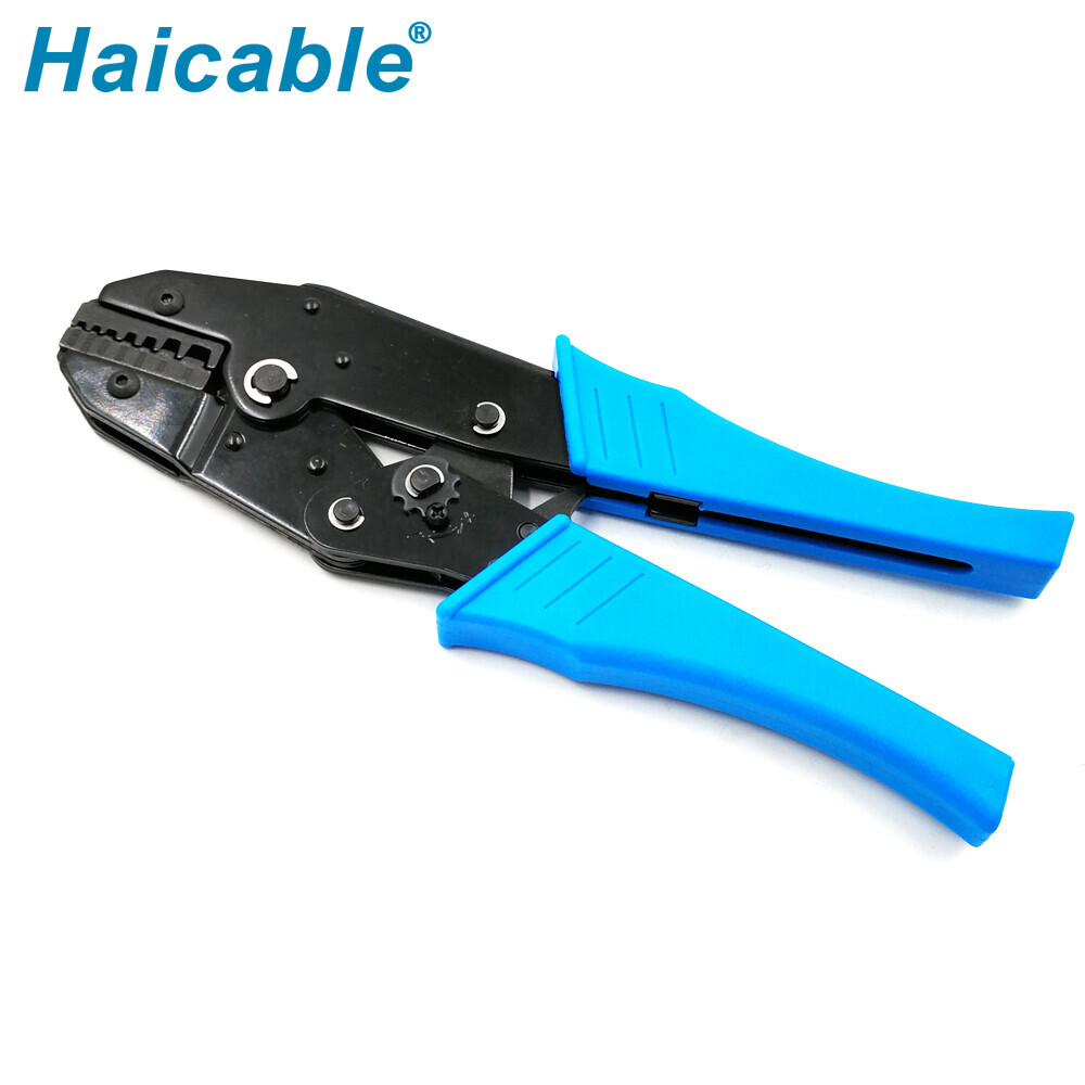 Outil de sertissage pour manchons de câble et embouts de fil LX-26TW