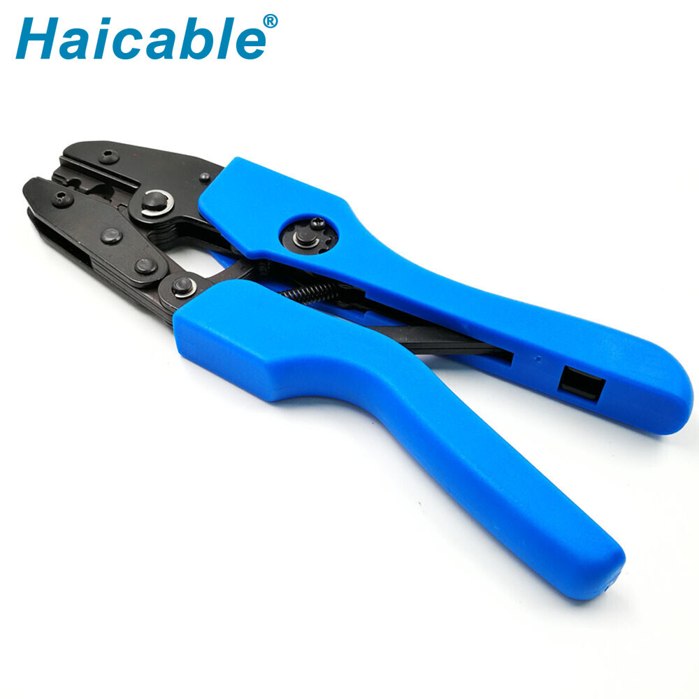 Outils de sertissage pour bornes non isolées AN-101