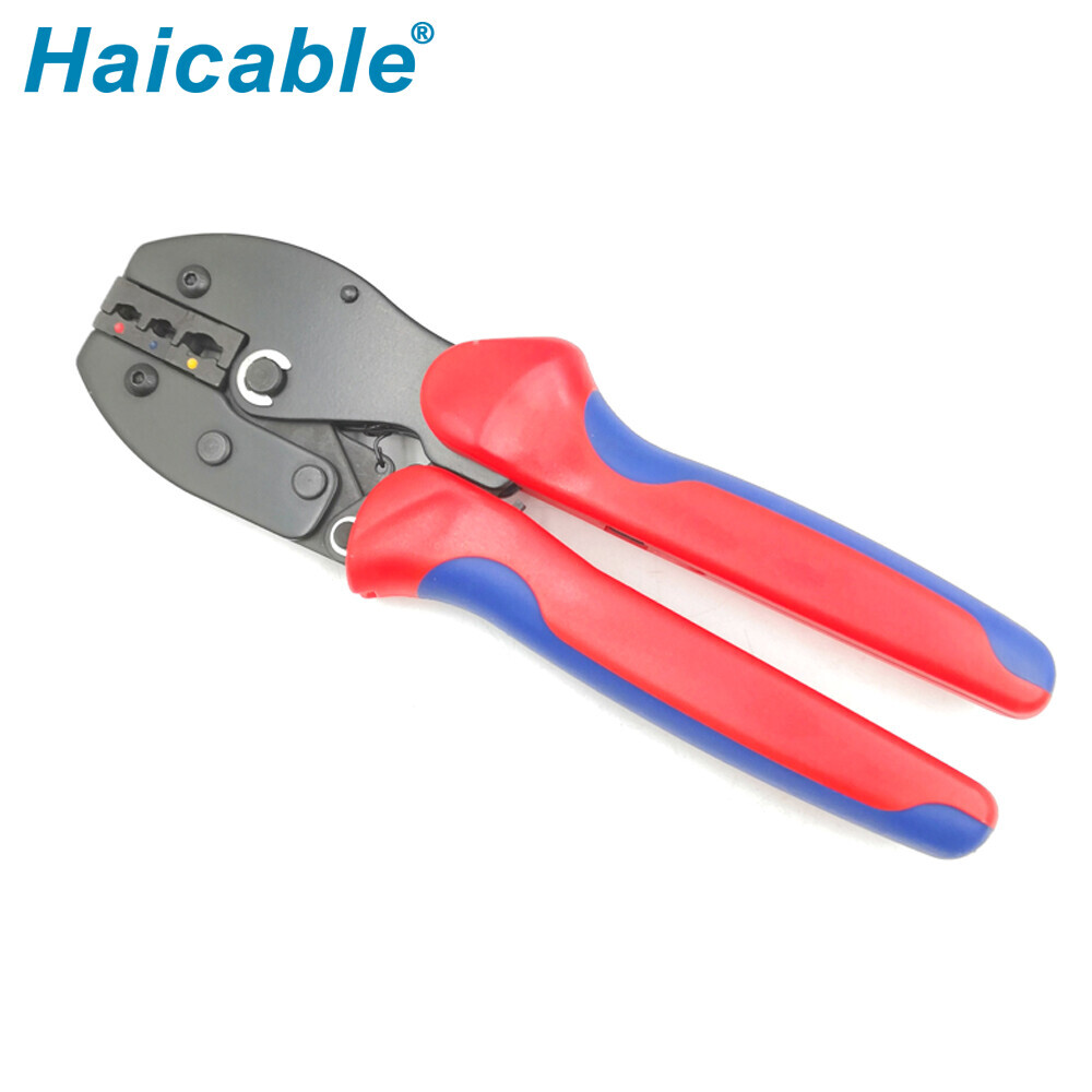 Outil de sertissage de bornes isolées LY-03C