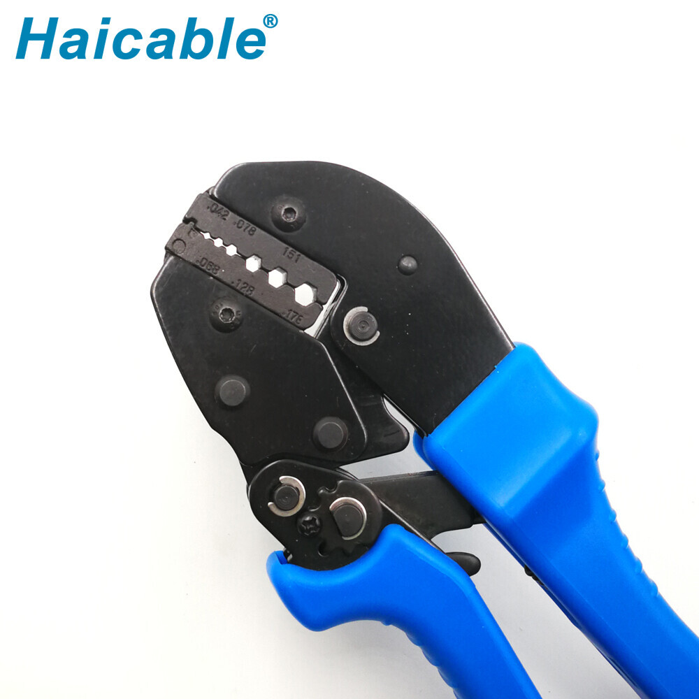 Herramientas de prensado para cables coaxiales AP-336J