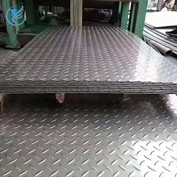لوح فولاذي A36 مزخرف