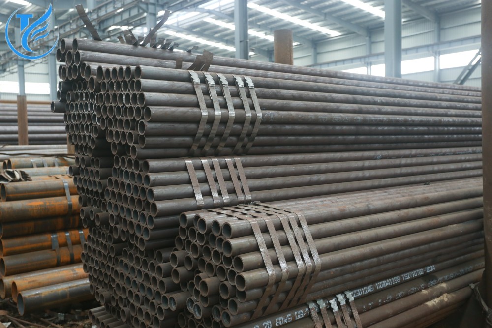 Q345e carbon steel pipe3