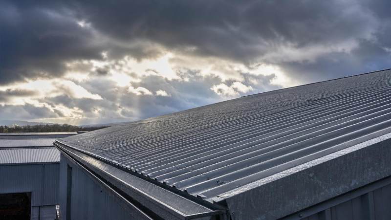 How galvanized steel roofing sheets handle harsh weather