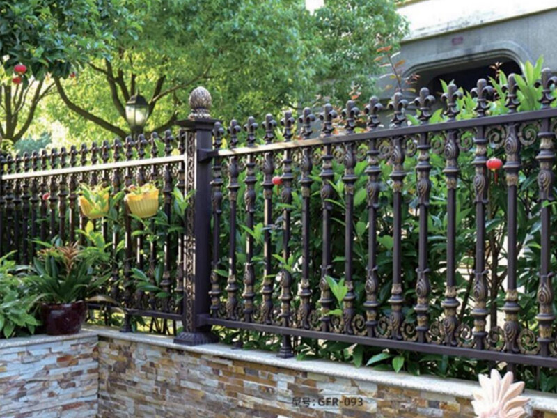 Aluminum alloy guardrail