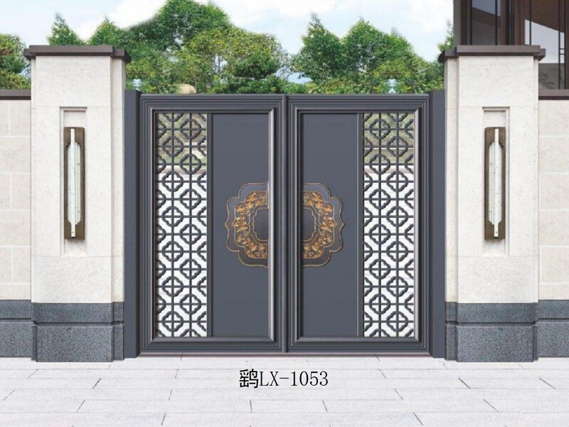 Retractable gate