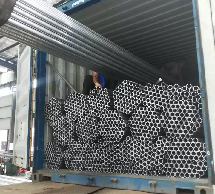 350 tons of steel pipes shipped to Iraq 350 tons of steel pipes shipped to Iraq