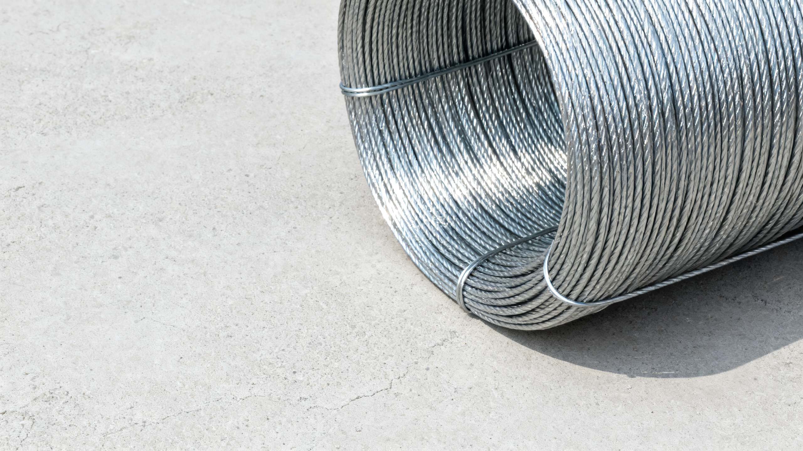 Alambre recubierto de zinc: qué es, cómo funciona y por qué es importante la resistencia a la corrosión en 2026