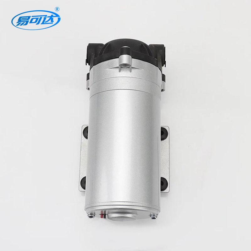 Self-priming pump