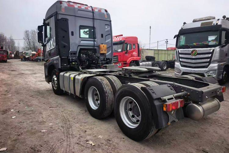 Camion lourd HOWO Max, 480 chevaux, tracteur 6x4, double entraînement, tracteur MAN d'occasion.