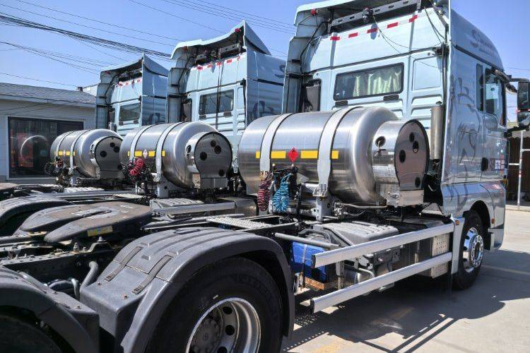 Delong F3000 375hp 6x4 camion-benne 5.8m