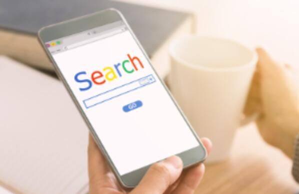 Analyse complète du mécanisme d'identification des sites multilingues par Google et les principaux moteurs de recherche