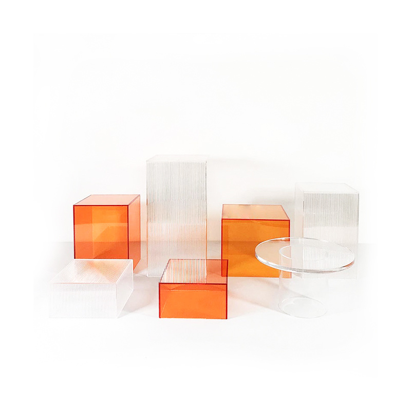 Customized Acrylic Cake Display Stand