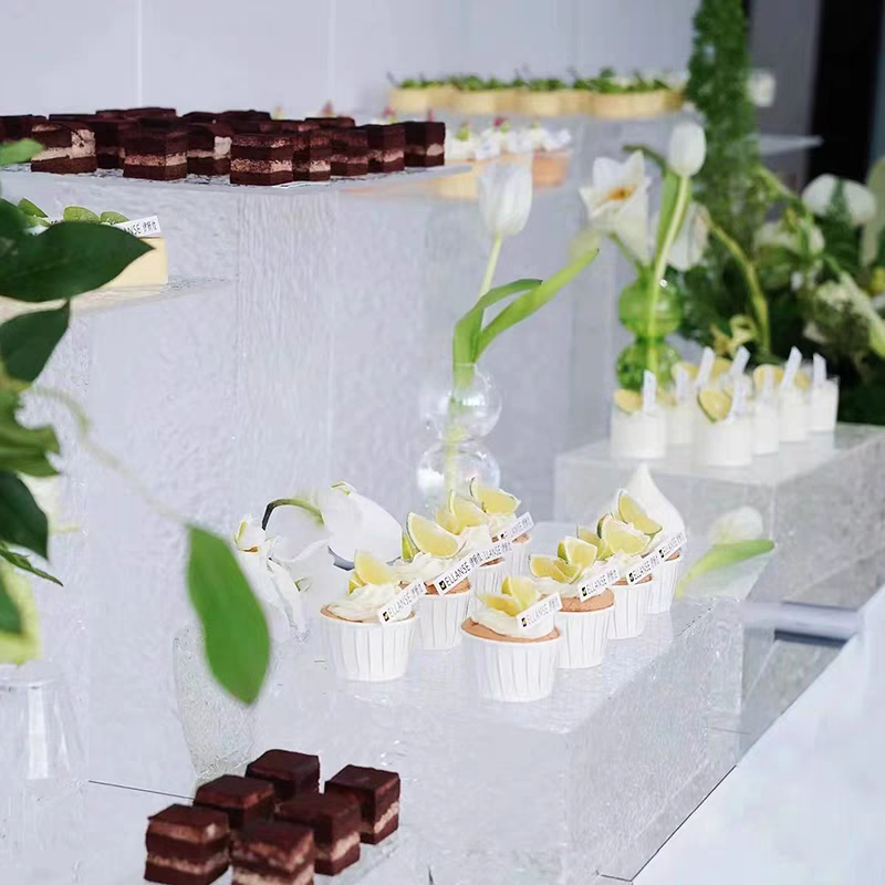 Acrylic Cake  Display stand