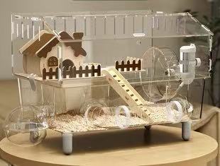 High-transparency observation cabin with zero-distance interaction for exotic pets