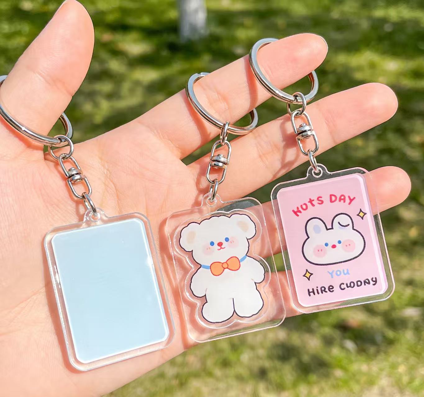 Elegant acrylic keychain, adding a touch of ceremony to your travel experience