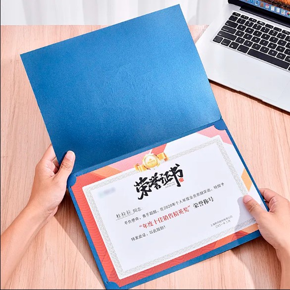 Free design and custom A4 hardcover folder art paper gold plated cover certificate display folder.