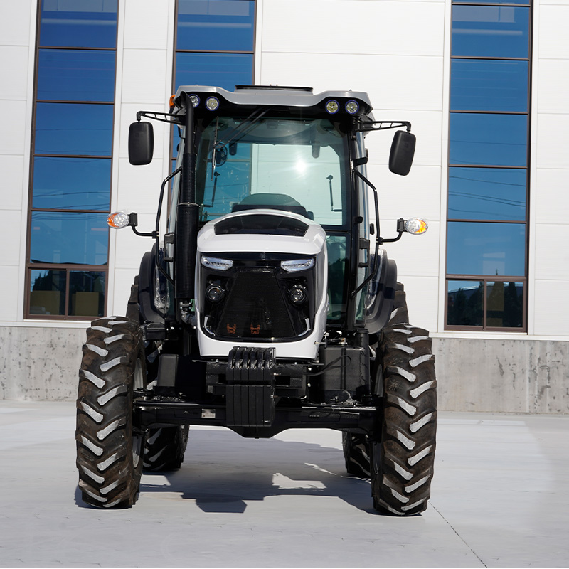 LR1004 Tractor