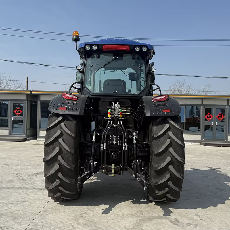 LR1504 Tractor