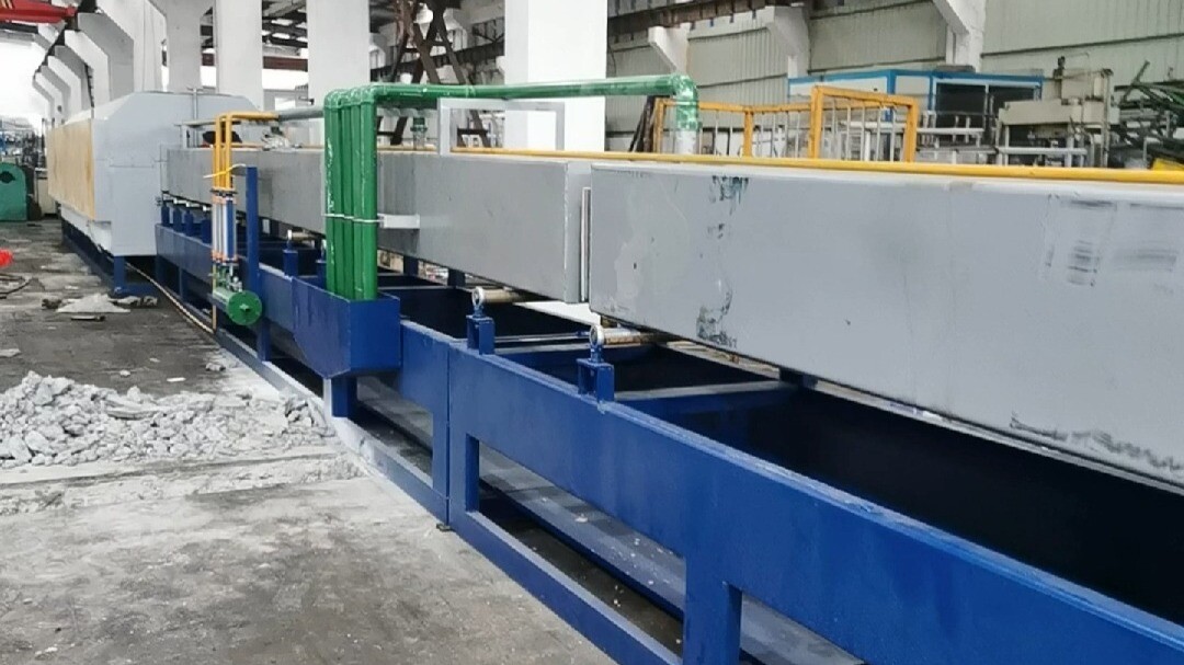 3368e04b60698e85adce486a6341b10e What are the significance of conducting solution annealing treatment on stainless steel tubes?