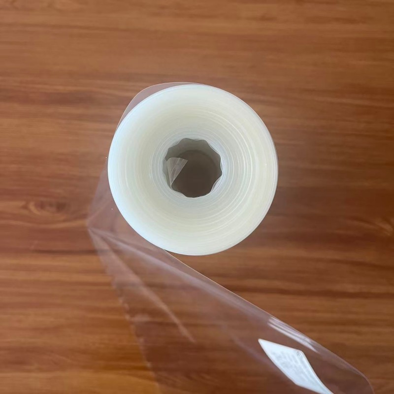Printable transparent BOPP film with primer
