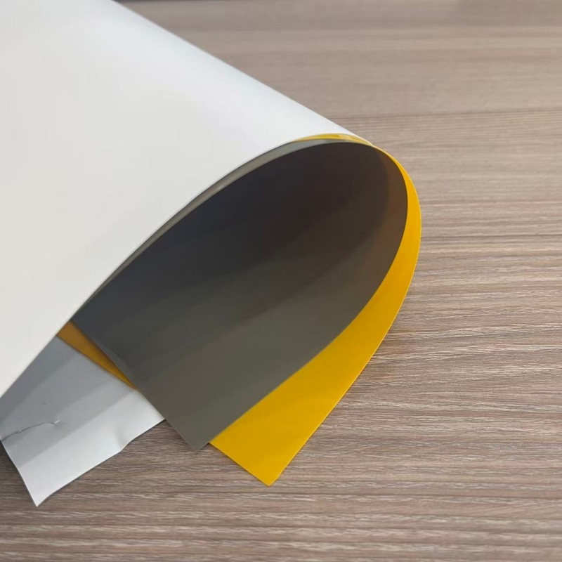 Colored PP film for printing