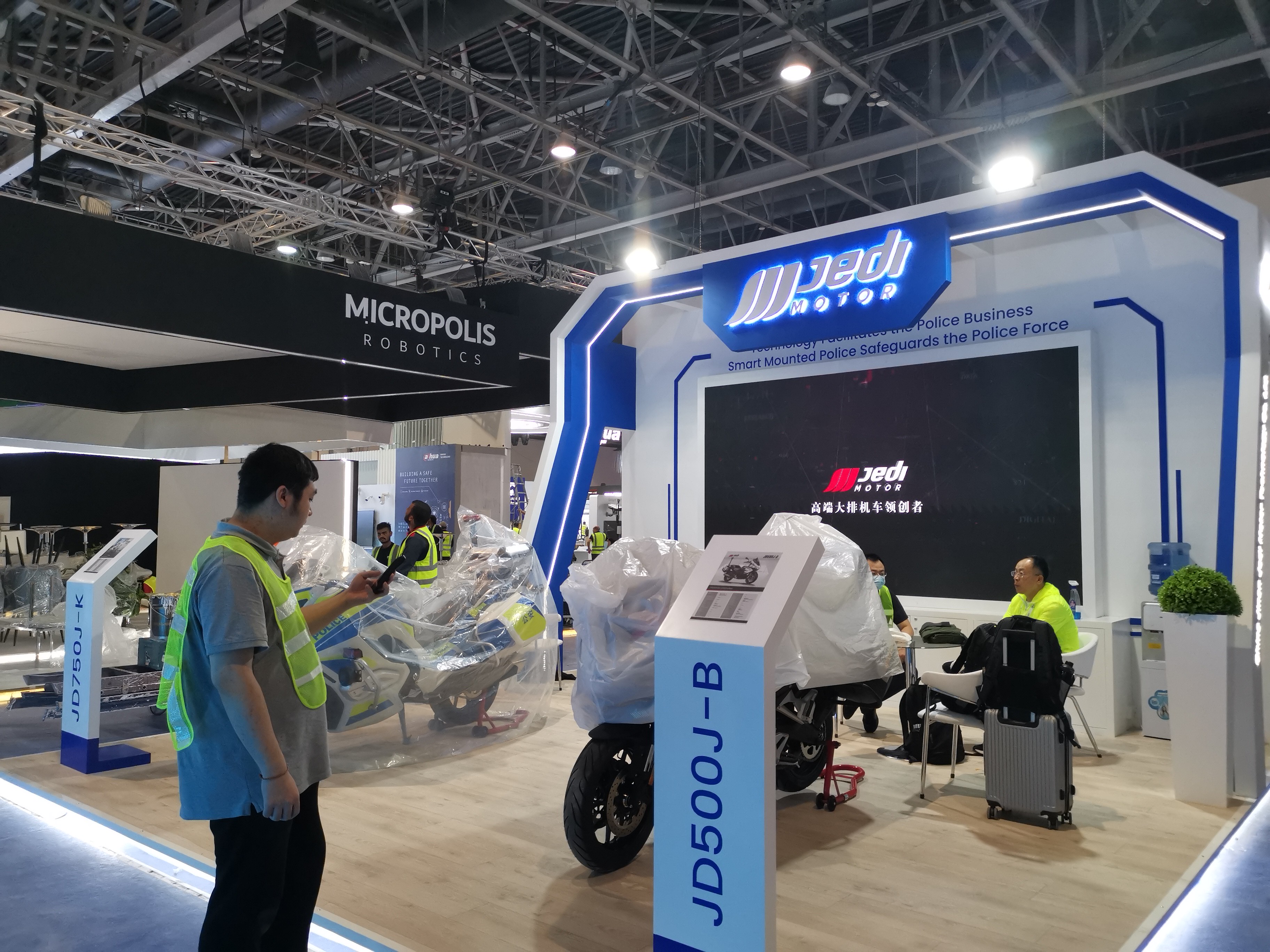 2023 Dubai International police equipment Exhibition JEDIMOTO booth