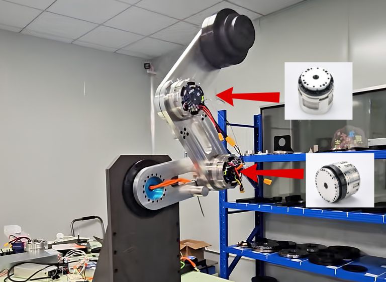 Essai en charge réelle de l'actionneur d'articulation harmonique HONPINE HAG pour bras robotisé pour charges lourdes