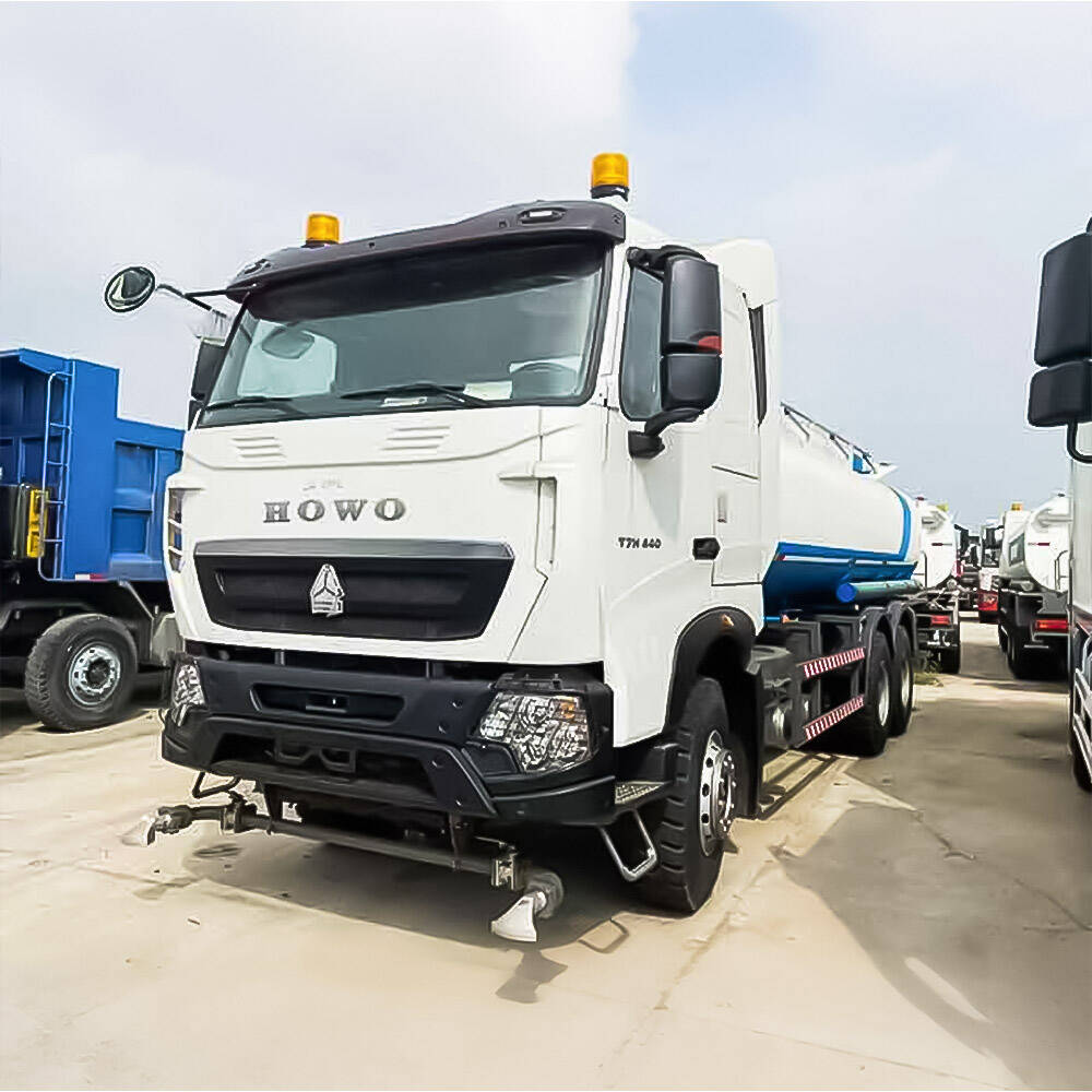 HOWO T7H 440HP 6×4 Water Tank Truck