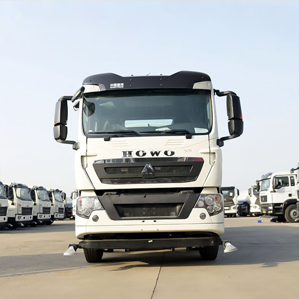 HOWO 8×4 310HP Water Tank Truck