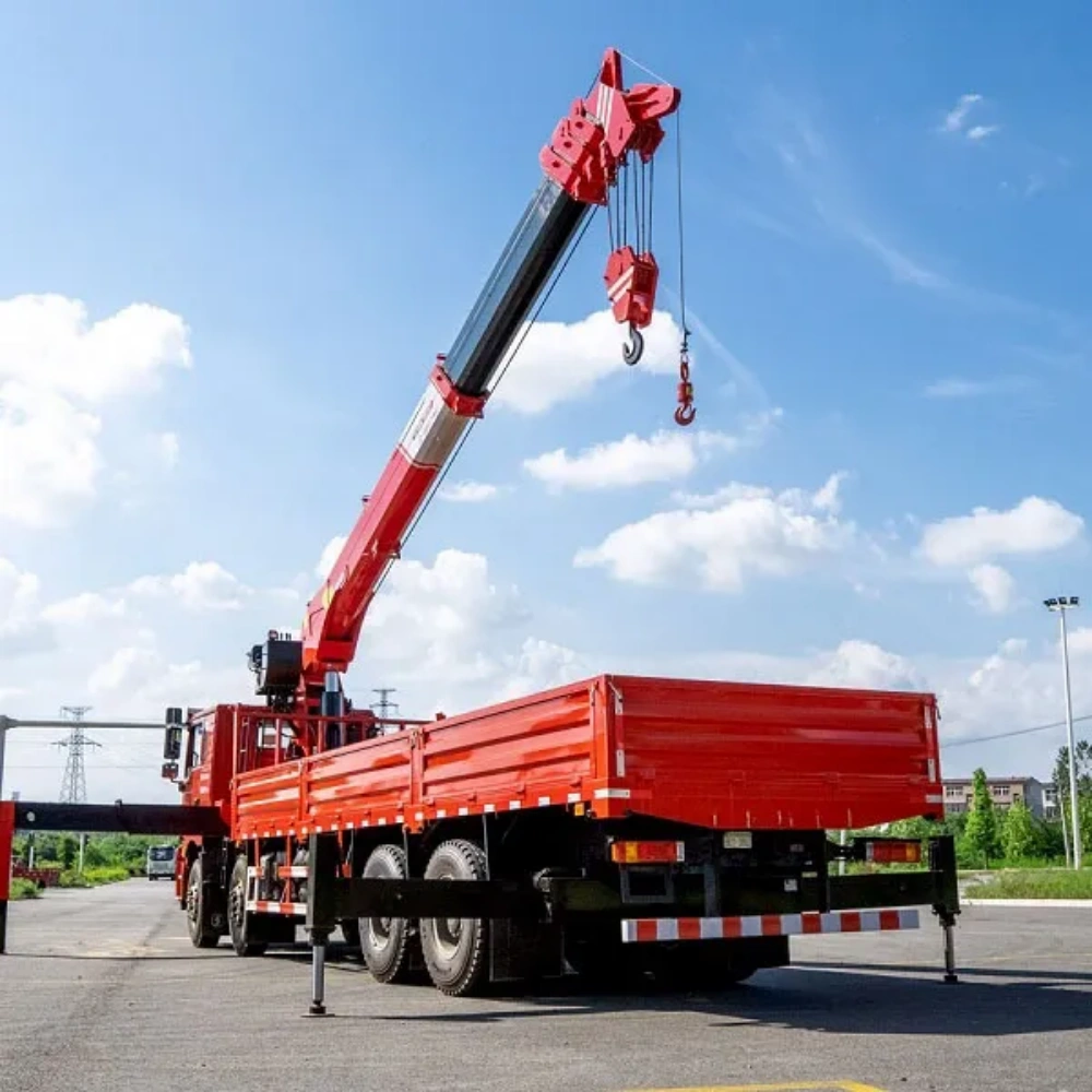 Shacman M3000 8×4 Heavy Duty Truck Mounted Crane