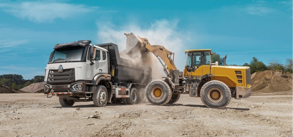 camion-benne howo nx_copie Camion tracteur HOWO ou camion-benne : lequel convient à votre entreprise ?