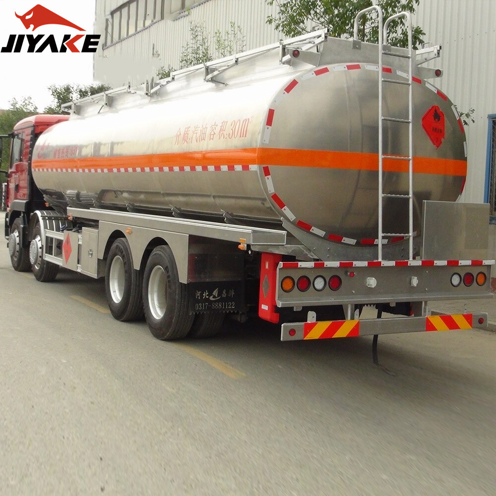 fuel truck (5).jpg