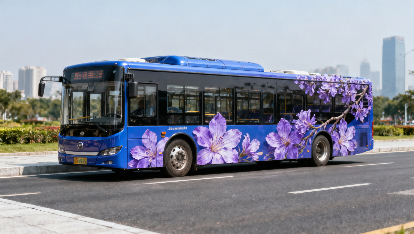 Kunming Launches Jacaranda-Themed EV Bus; Inspires Latin American Design Feedback
