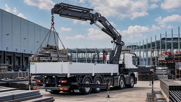 Crane Truck Price in 2026: What Drives Total Ownership Cost