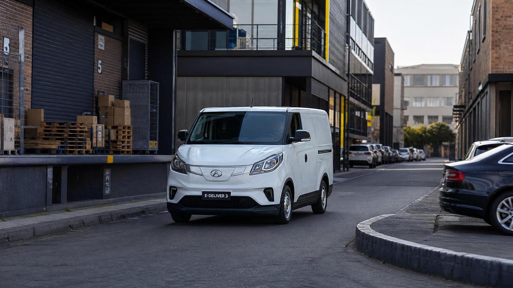 Best Light Commercial Vehicle for Urban Delivery in Tight City Routes