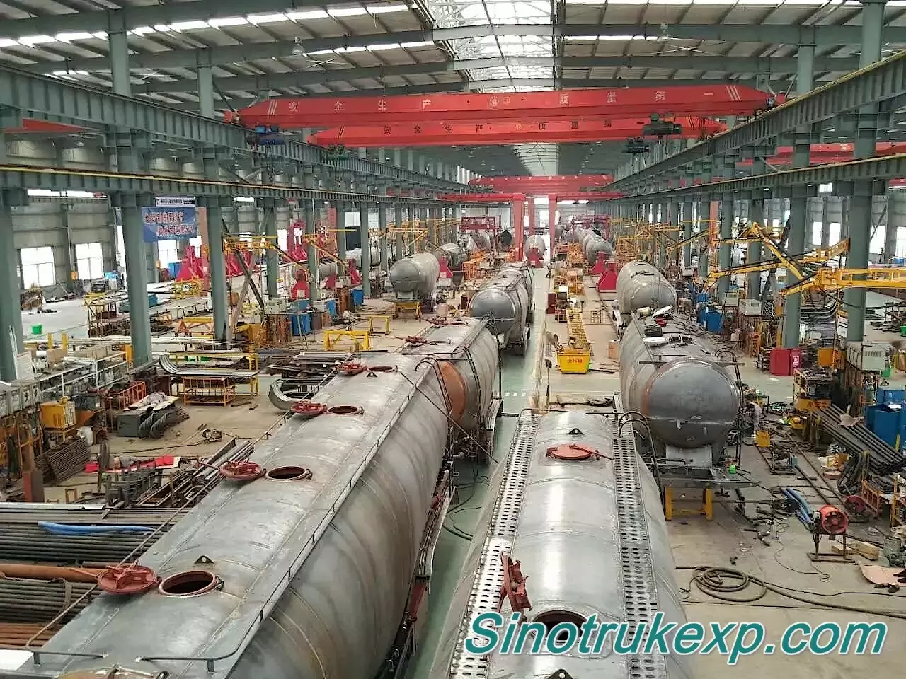 3 Axles Bulk Cement Tank Semi Trailer 55m³ W Type(Carbon Steel Tank) 3 Axles Bulk Cement Tank Semi Trailer 55m³ W Type(Carbon Steel Tank)