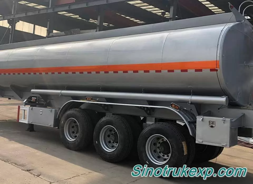 3 Axles Fuel Tank Semi Trailer 50m³（Carbon Steel Tank)