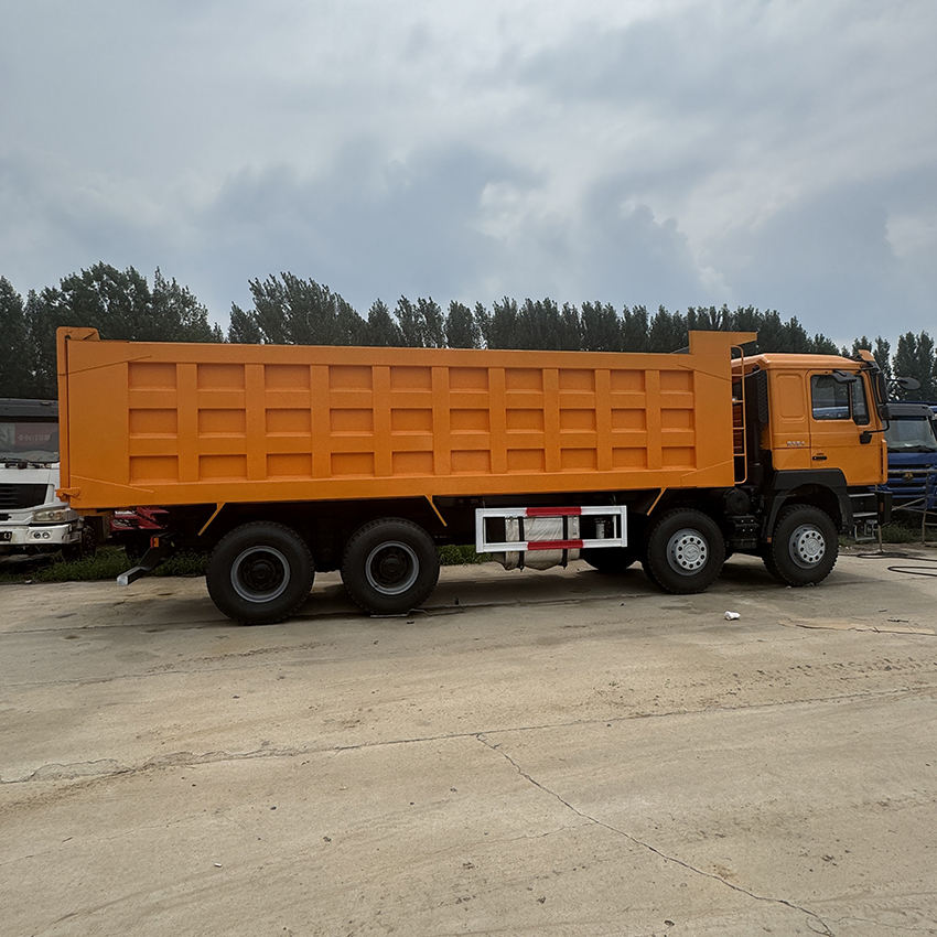 Shacman 12 Wheeler 8x4 Diesel Euro 2 Heavy Truck 18 Cubic Meter Sand Left Hand Drive Shacman 12 Wheeler 8x4 Diesel Euro 2 Heavy Truck 18 Cubic Meter Sand Left Hand Drive